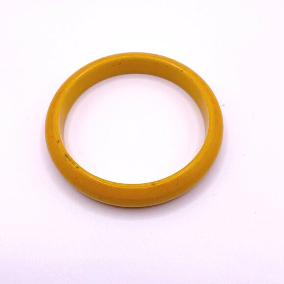 Vintage Bakelite Butterscotch Tone Bangle Bracelet Size 7 - Picture 2 of 4